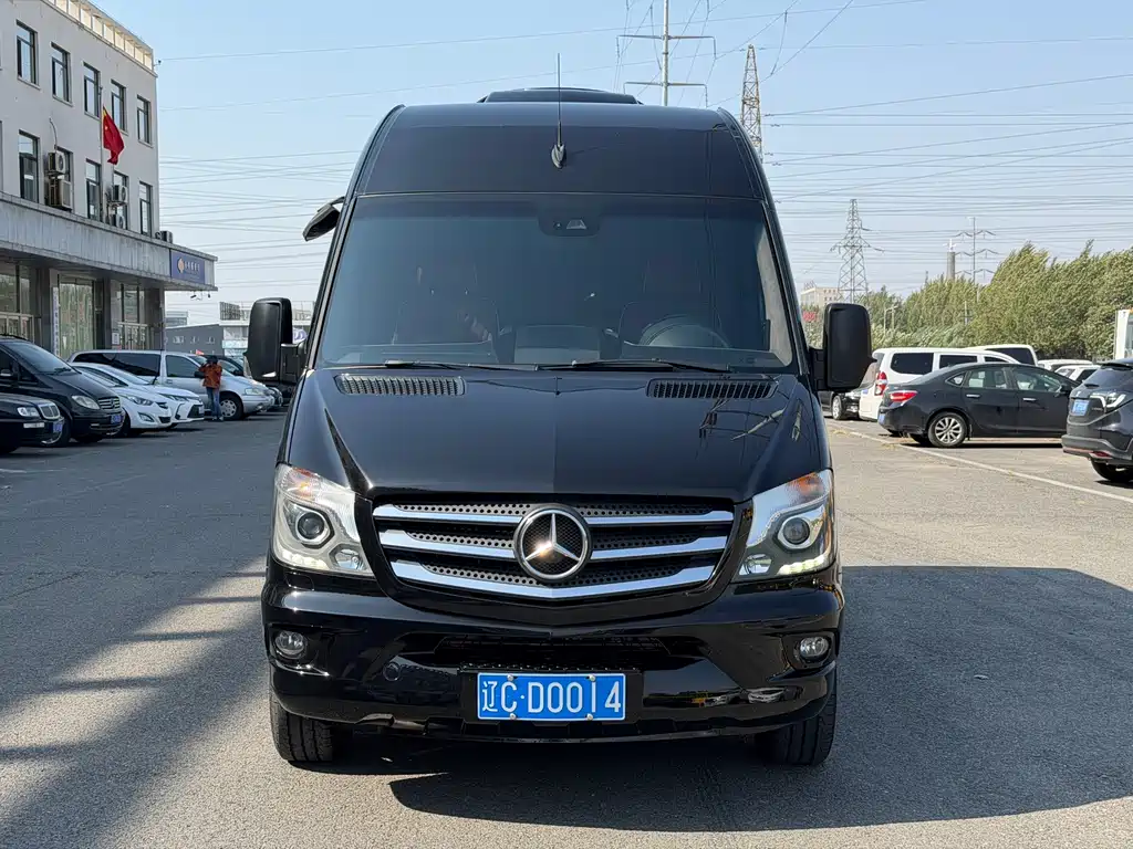 Mercedes-Benz Sprinter — миниатюра 3
