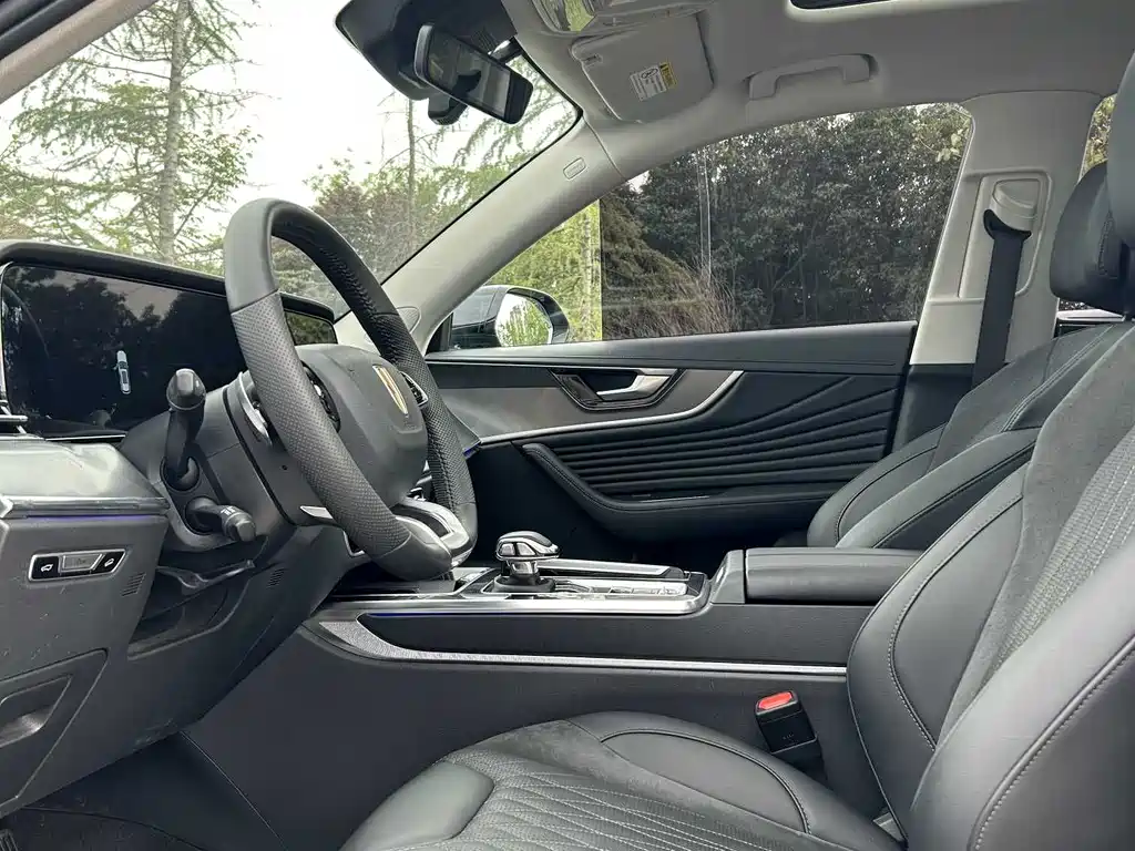 Hongqi HS5 2023 2.0T Pro50