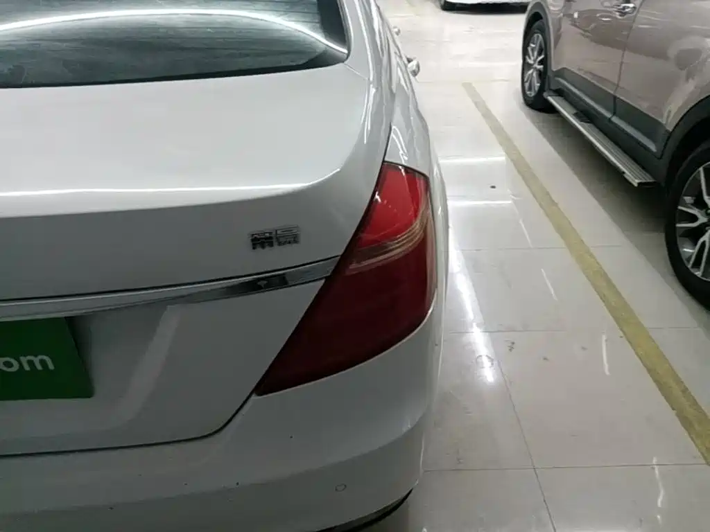 Geely Emgrand — миниатюра 8