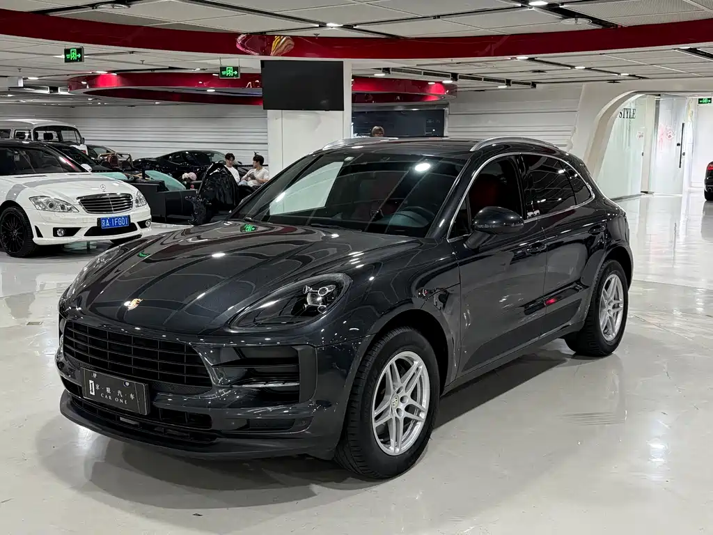 Porsche Macan — миниатюра 5