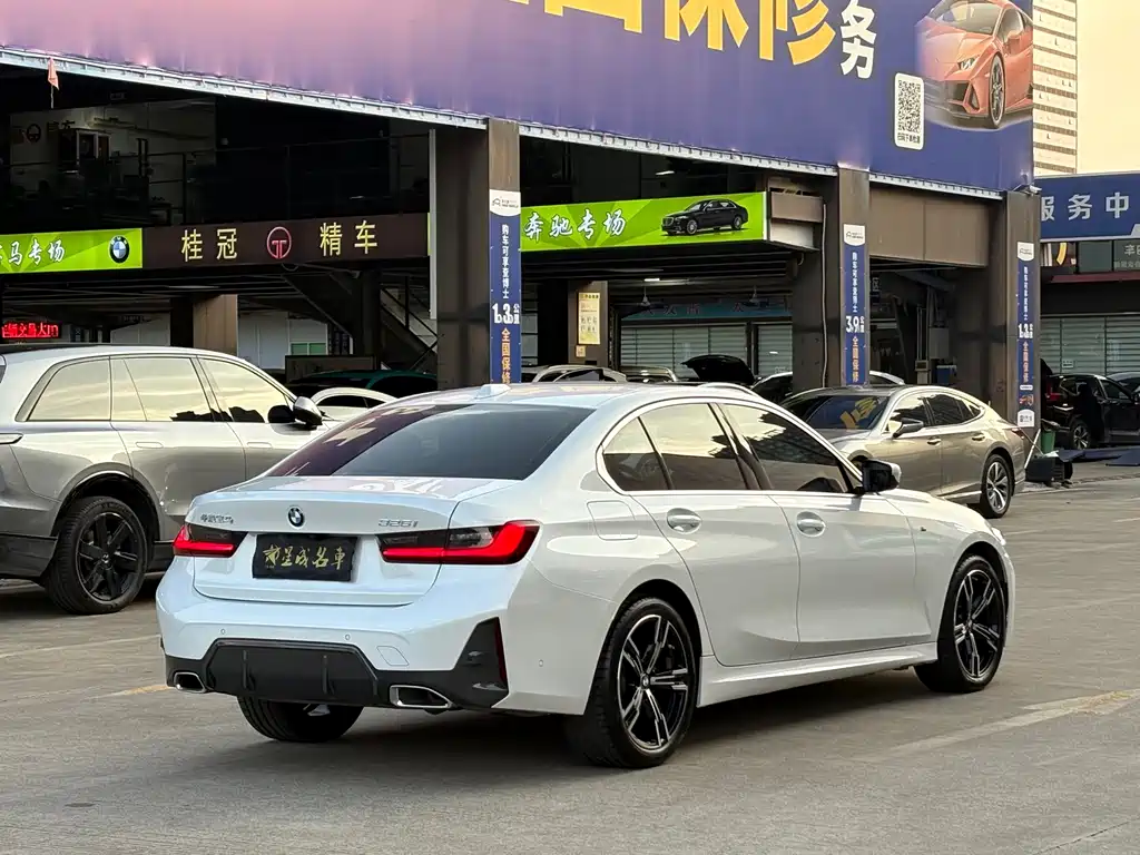 BMW 3 Series — миниатюра 18