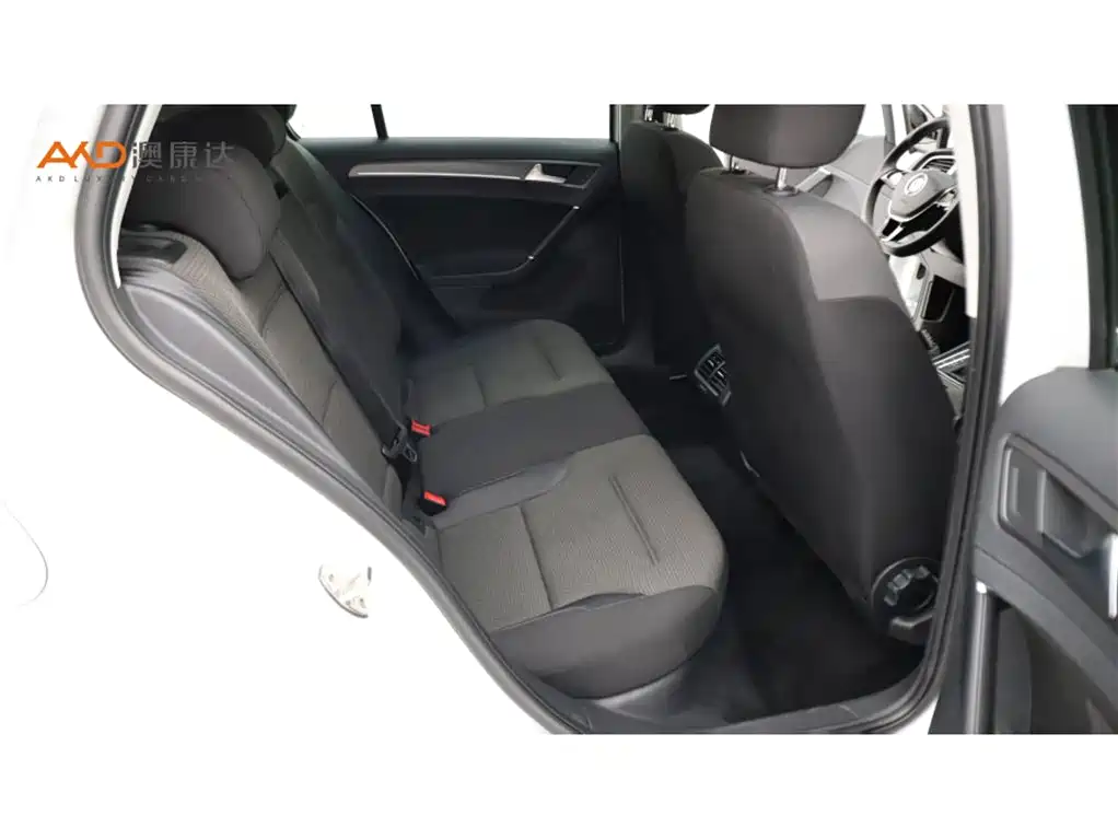 Volkswagen Golf — миниатюра 8