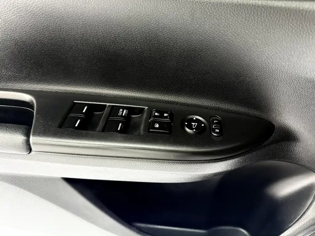 Honda Accord — миниатюра 19