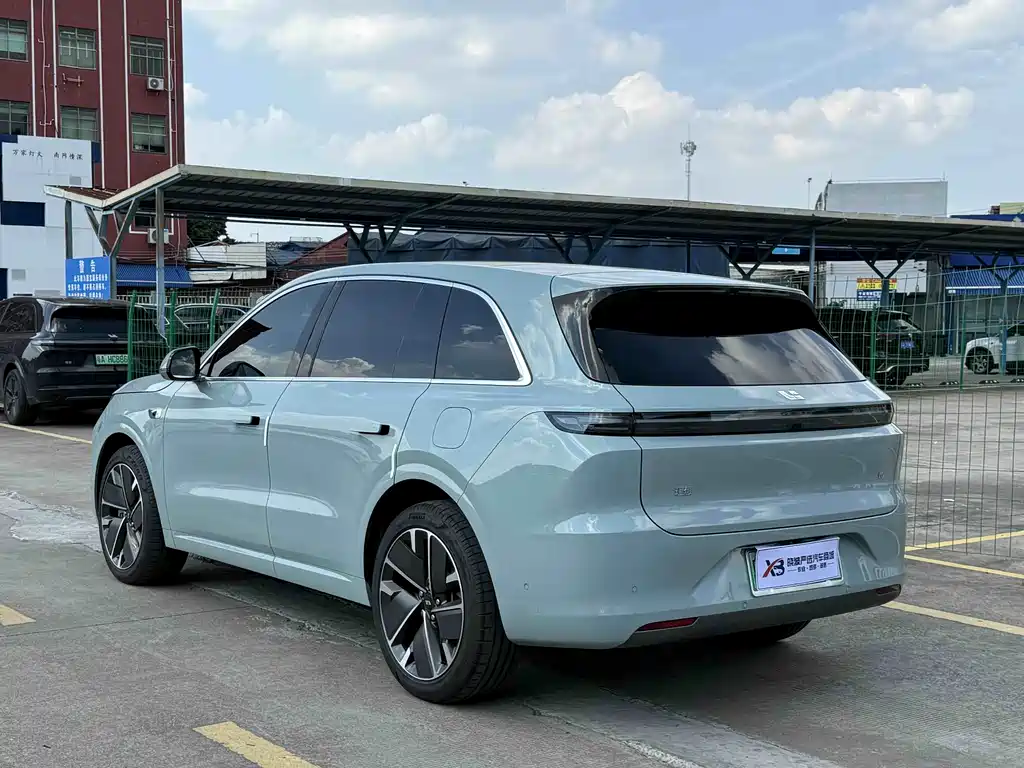 Li Auto L6 2025 Pro