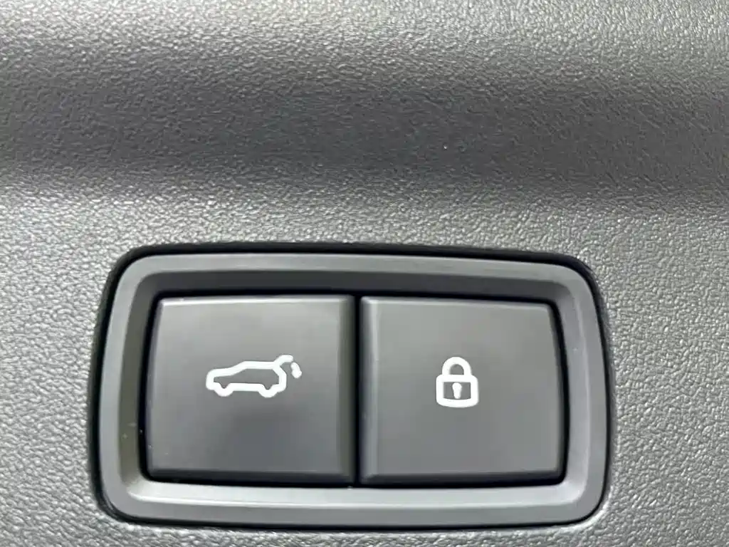 Li Auto Li L7 — миниатюра 10