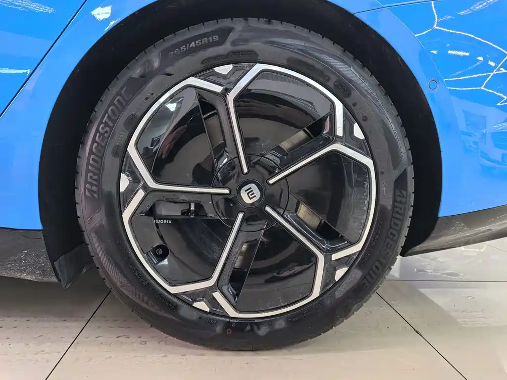 Xiaomi SU7 — миниатюра 19