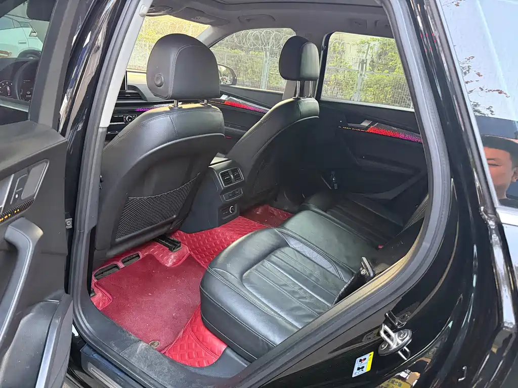 Audi Q5L — миниатюра 5
