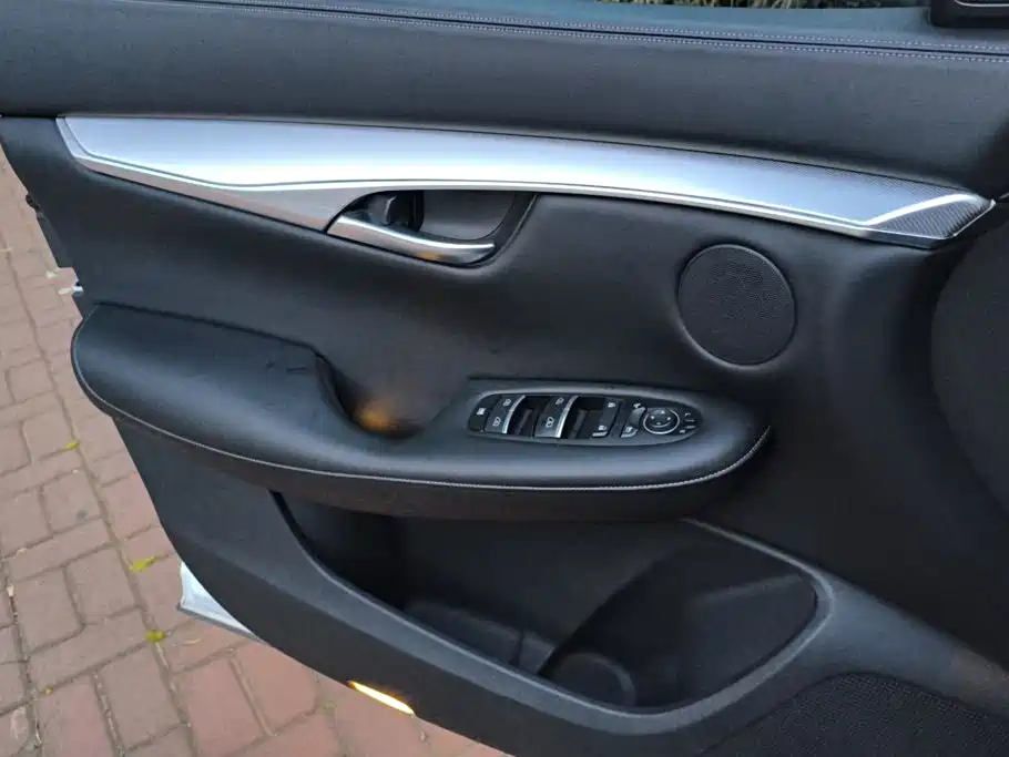 Infiniti QX50 — миниатюра 7
