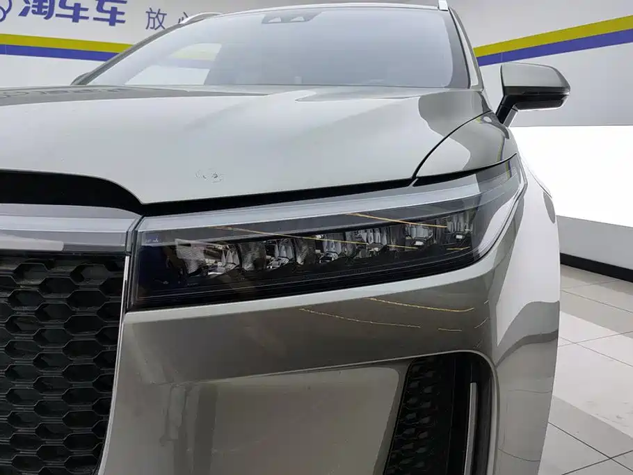 Li Auto Li ONE — миниатюра 5