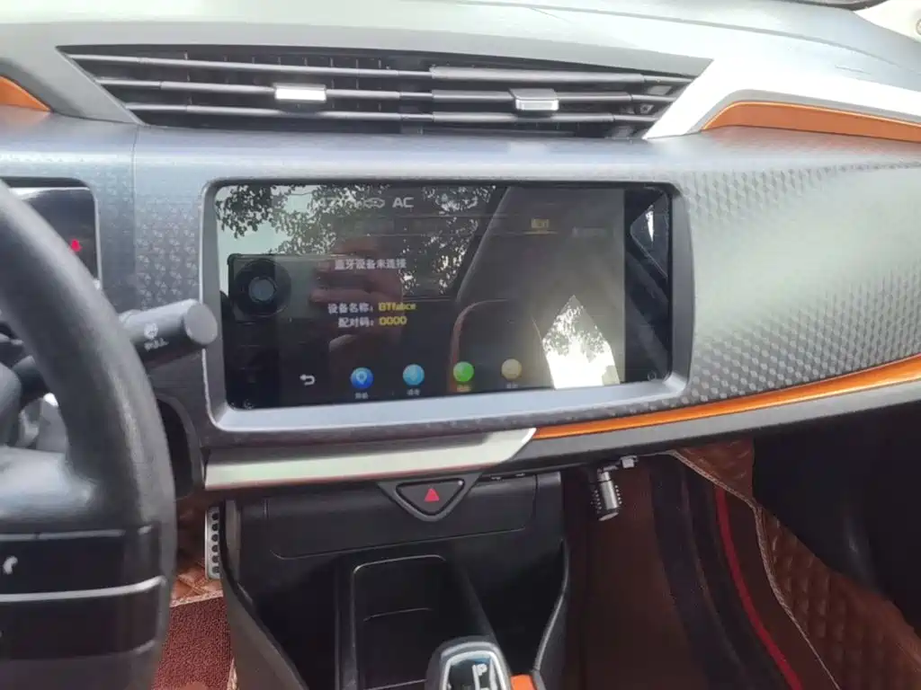 Geely Vision X1 — миниатюра 13