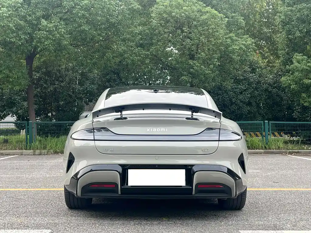 XIAOMI CAR XIAOMI SU7