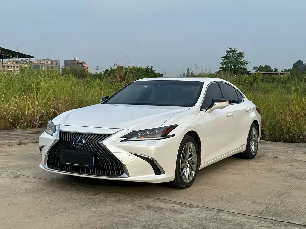 Lexus ES — миниатюра 3