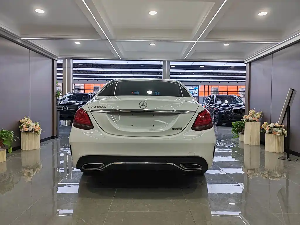 MERCEDES-BENZ C CLASS