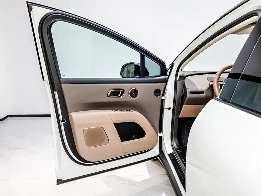 Li Auto Идеальный I8 — миниатюра 9