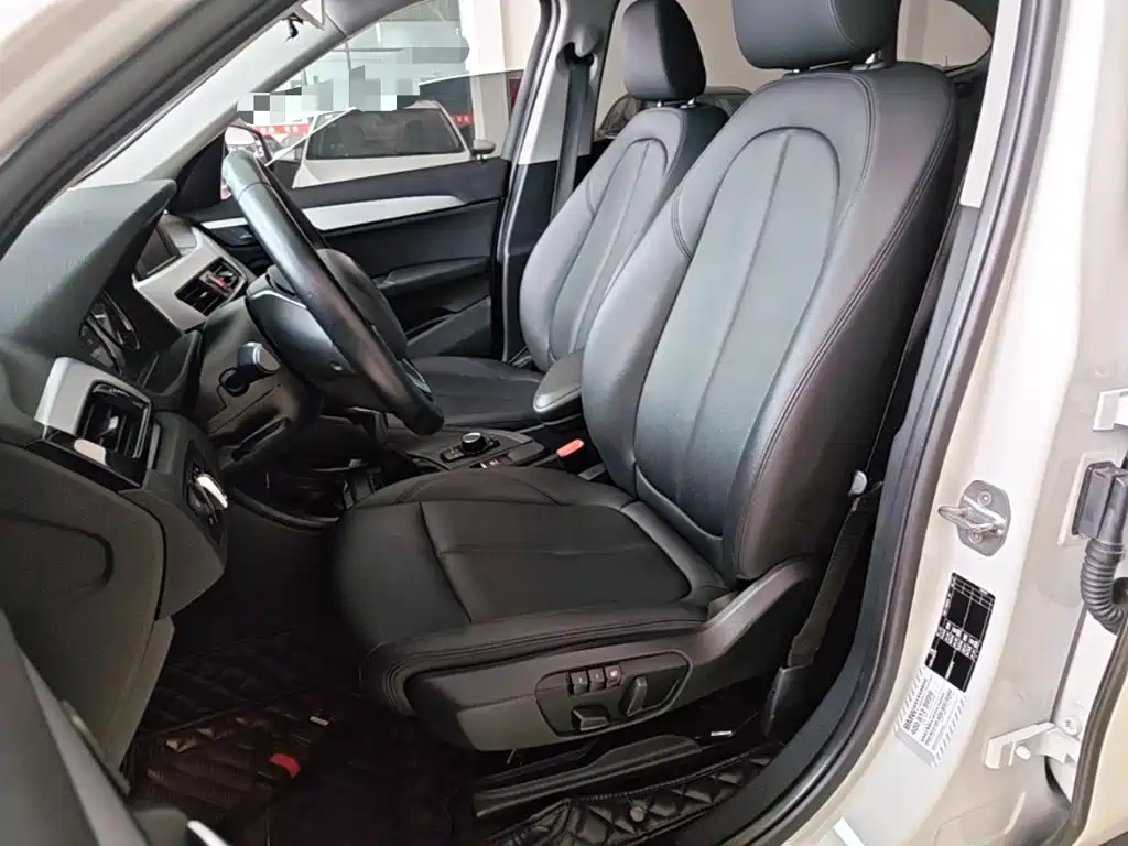 BMW X1 — миниатюра 15