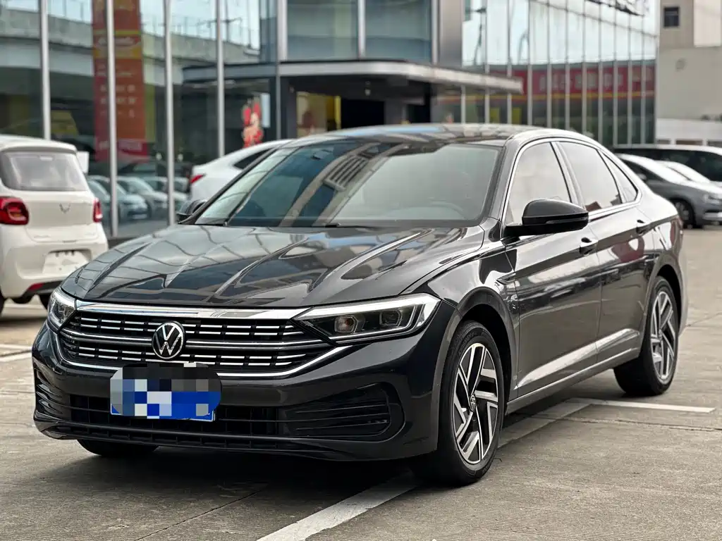 Volkswagen Sagitar 2022
