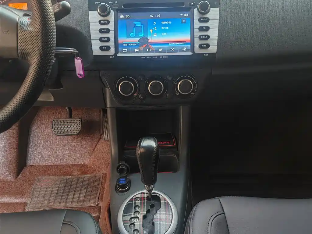 Suzuki Swift — миниатюра 15