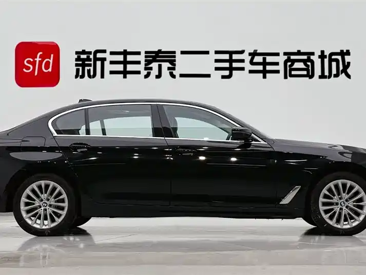 BMW 5 Series 5 2022 525Li Luxury