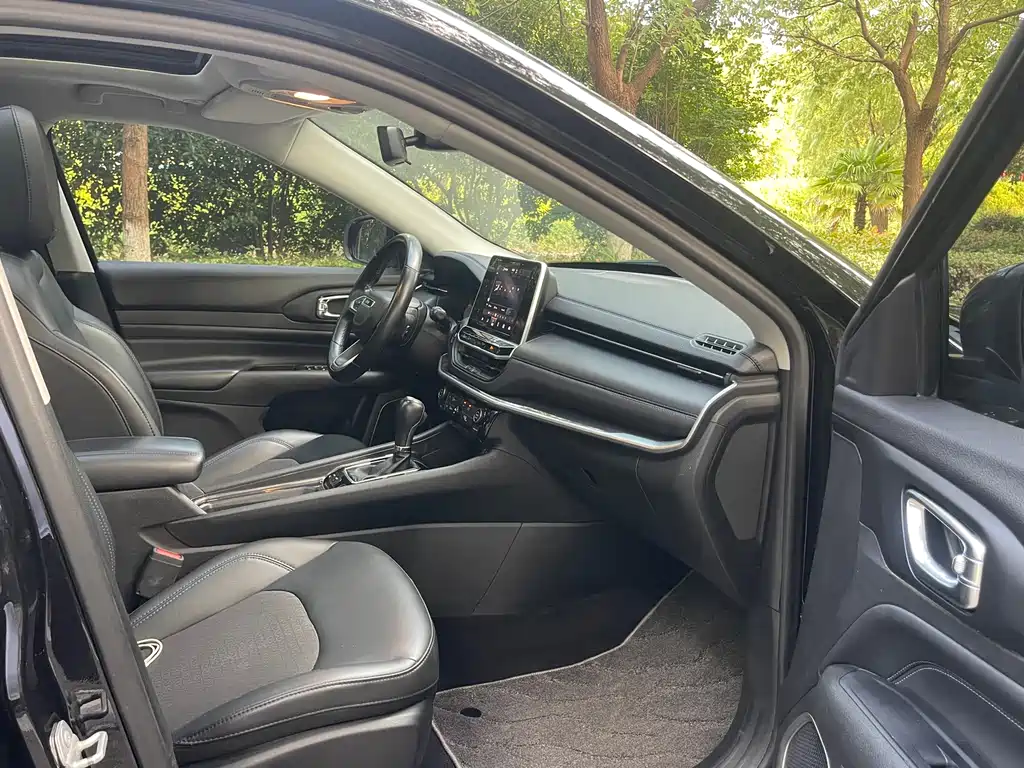 Jeep Compass — миниатюра 6