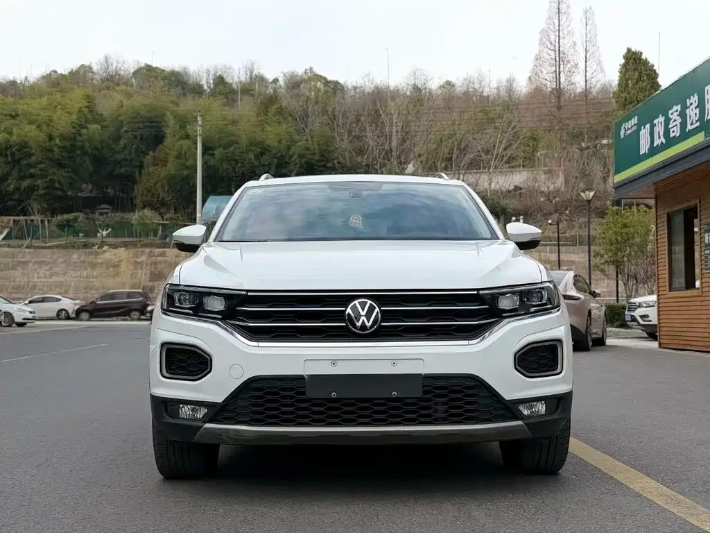 VOLKSWAGEN T ROC EXPLORING SONGS