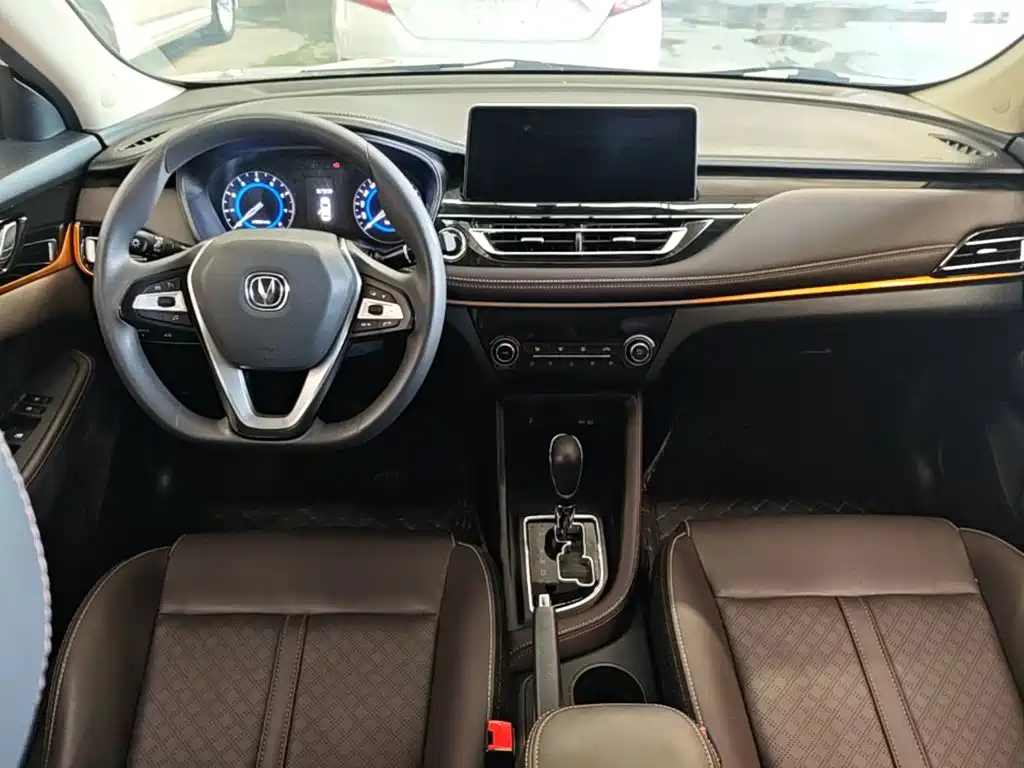 Changan Eado DT — миниатюра 10