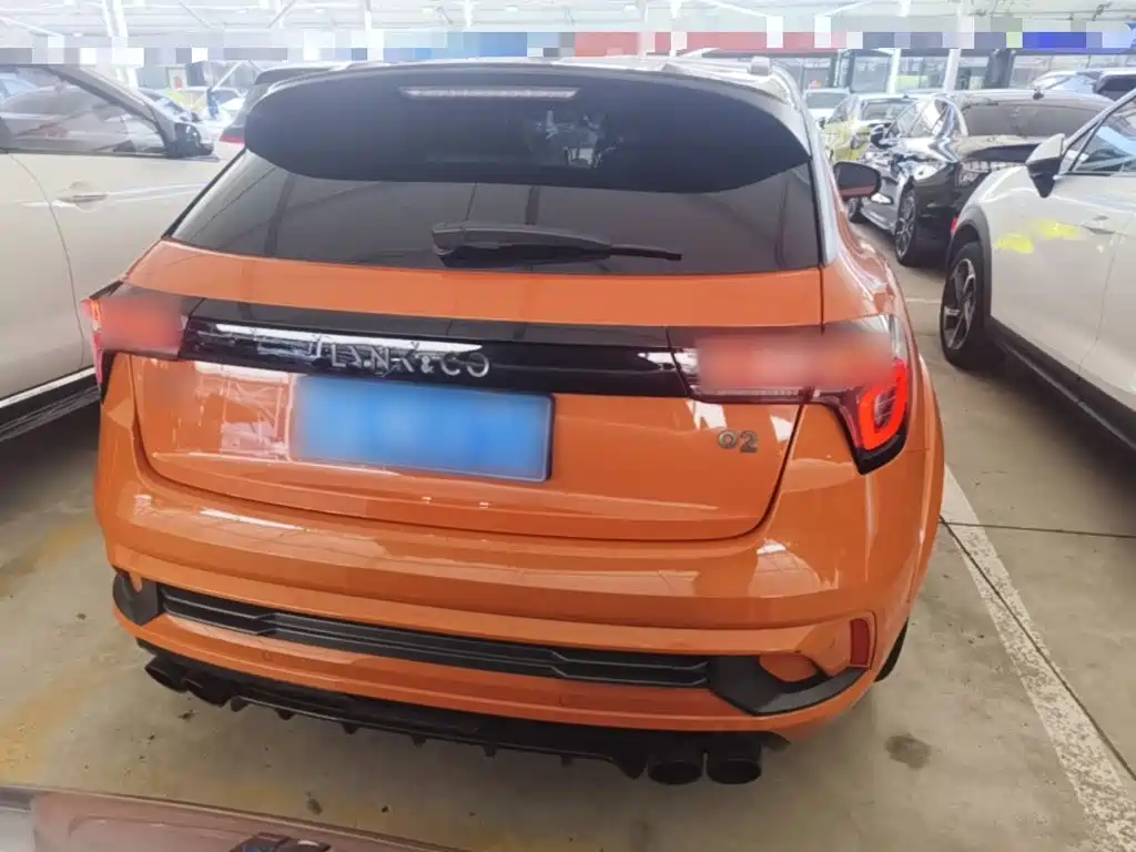 Lynk & Co 02 Hatchback — миниатюра 6