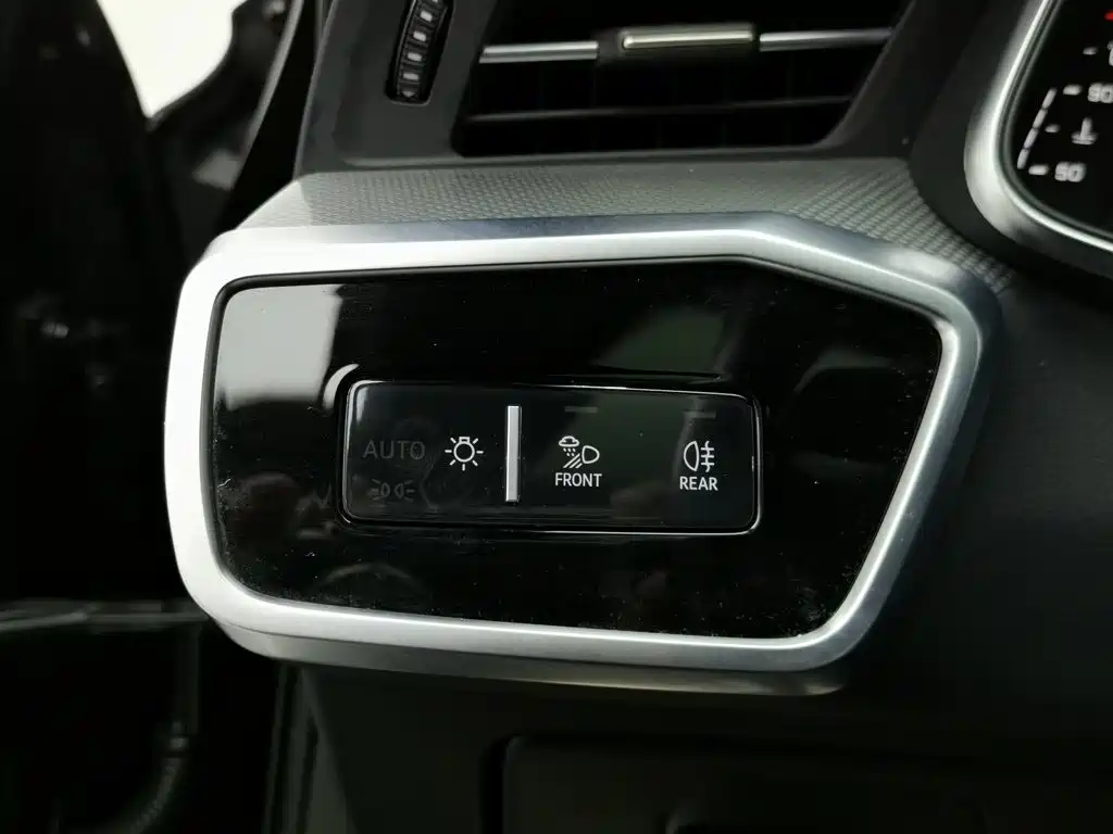 Audi A6L — миниатюра 21