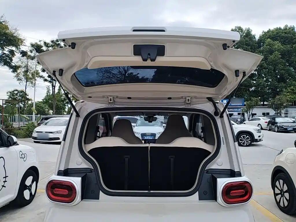 Wuling MINIEV — миниатюра 19