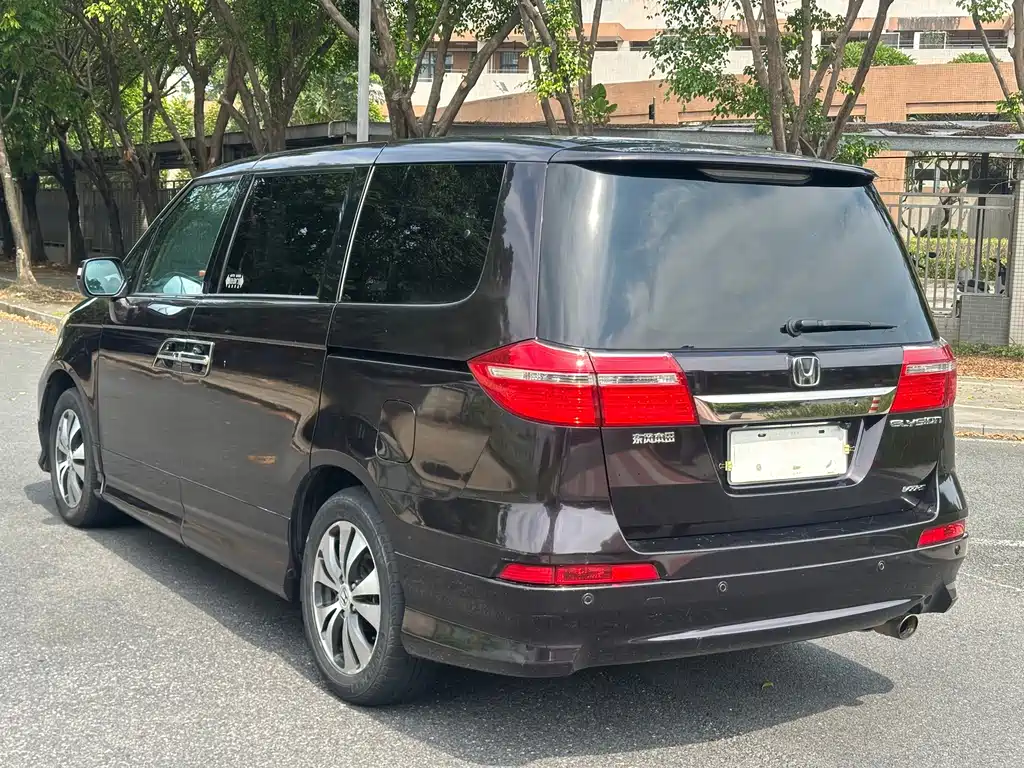 Honda Elysion — миниатюра 4