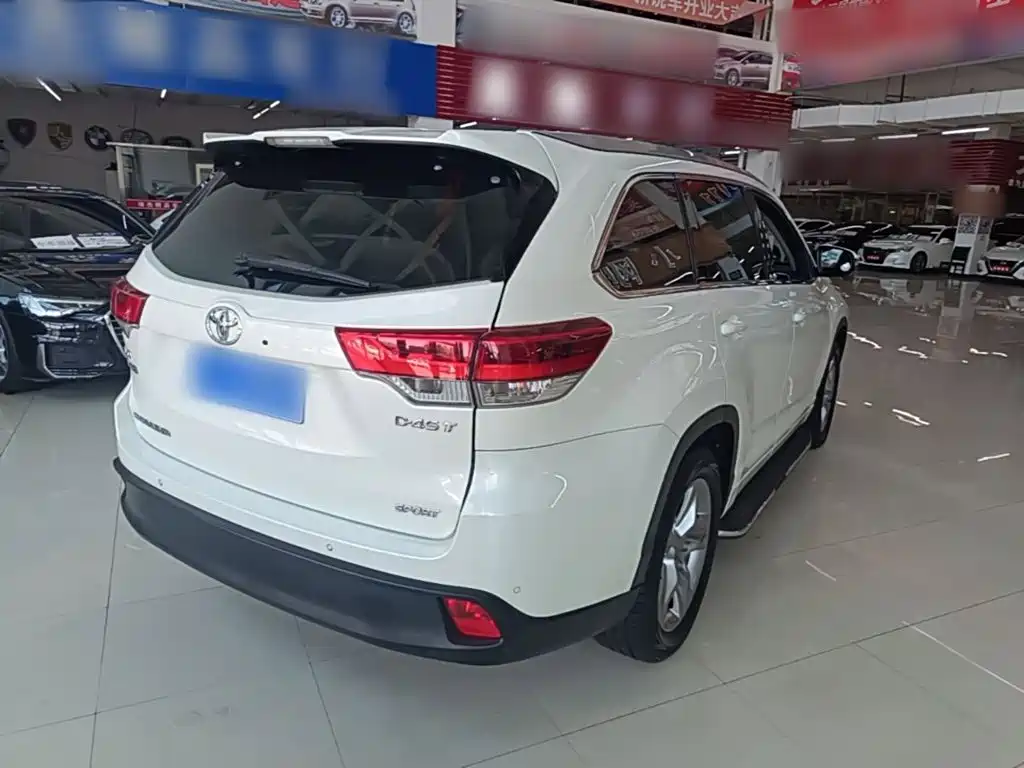 Toyota Highlander — миниатюра 7
