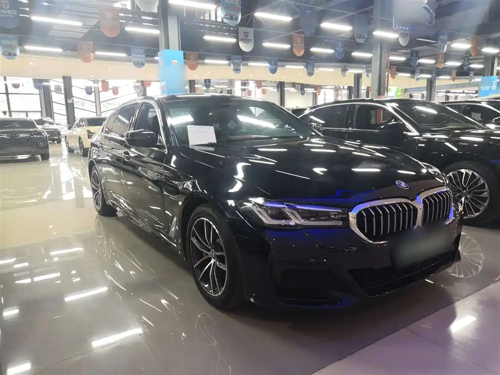 BMW 5 Series 5 2022 535Le M Sport