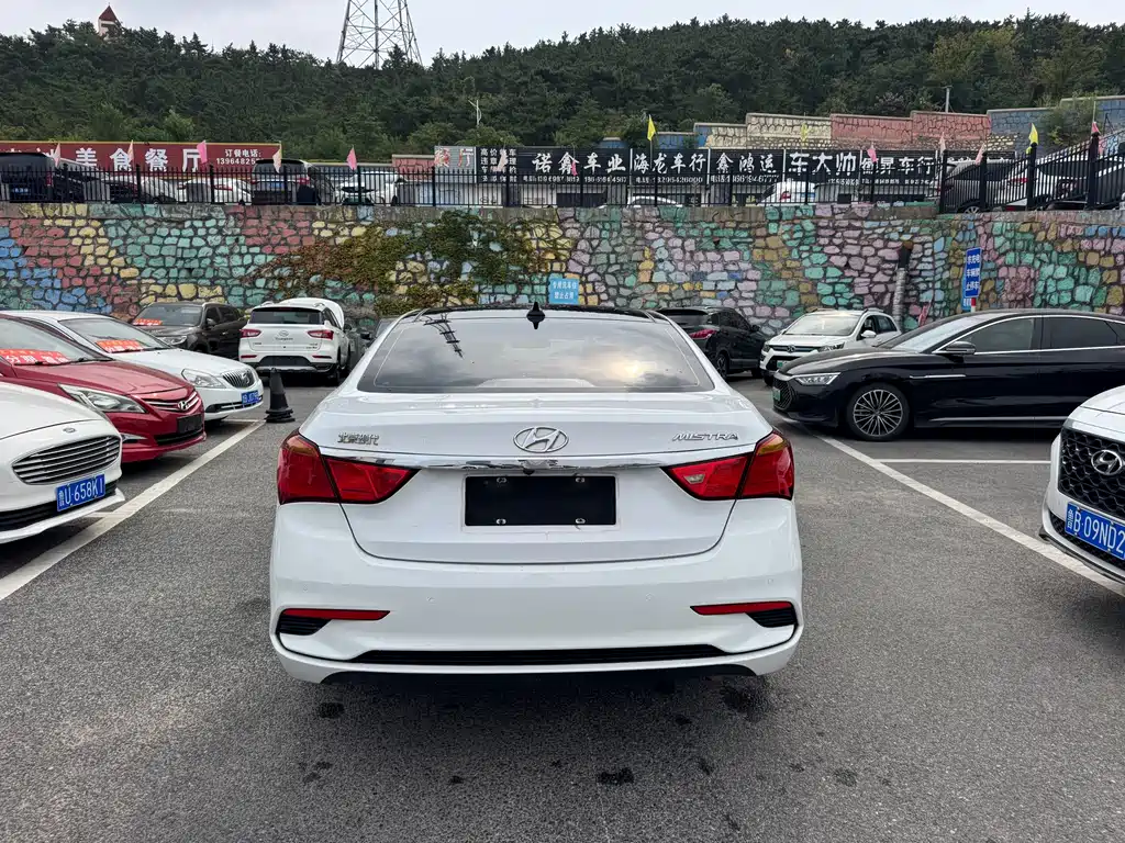 Hyundai Mistra — миниатюра 8