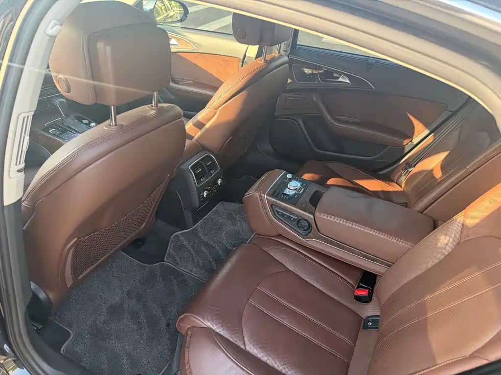 Audi A6L 2018 30 45 TFSI quattro Luxury