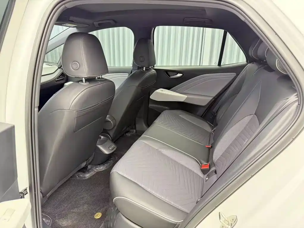 Volkswagen ID.3 — миниатюра 10