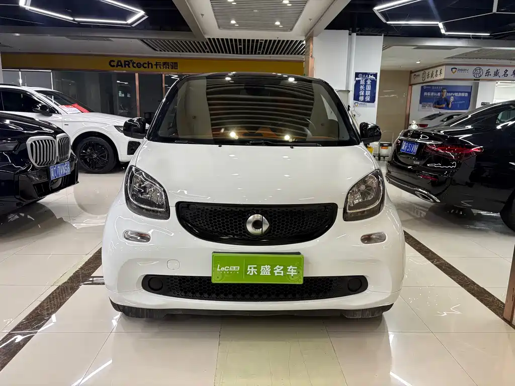 smart Smart Fortwo — миниатюра 2