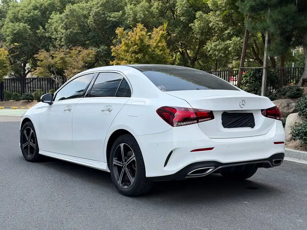 Mercedes-Benz A-Class — миниатюра 17