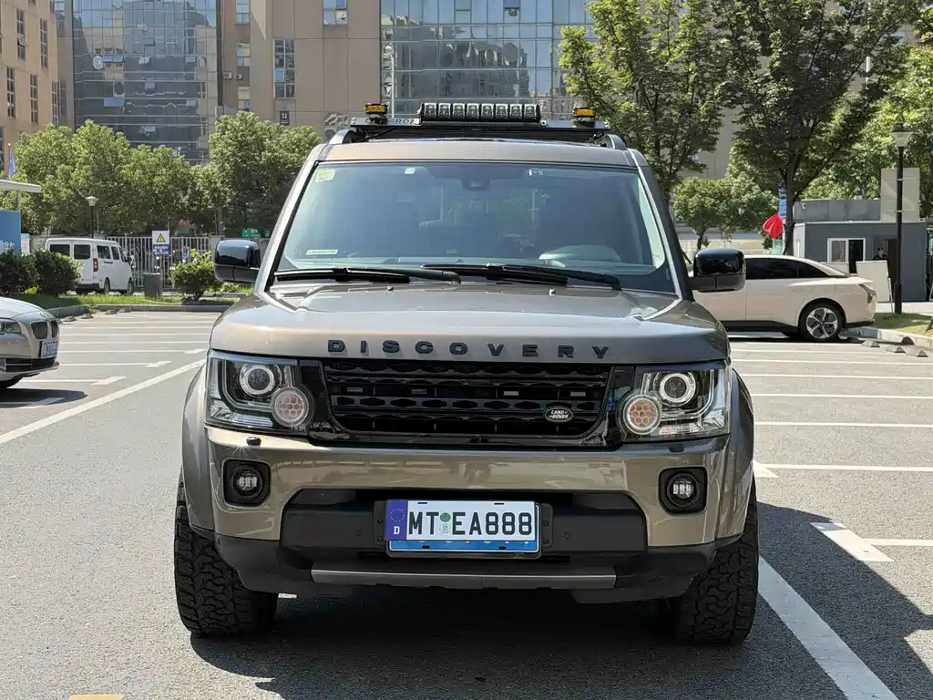 Land Rover Discovery — миниатюра 2