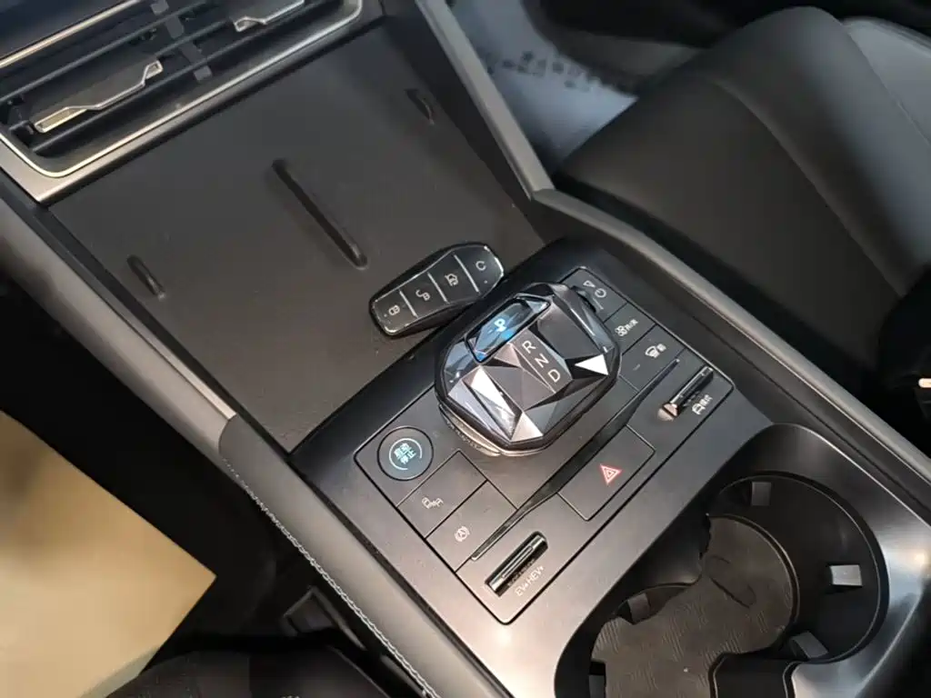 BYD Qin L — миниатюра 14