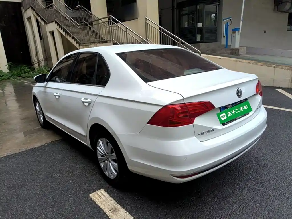 Volkswagen Bora — миниатюра 5