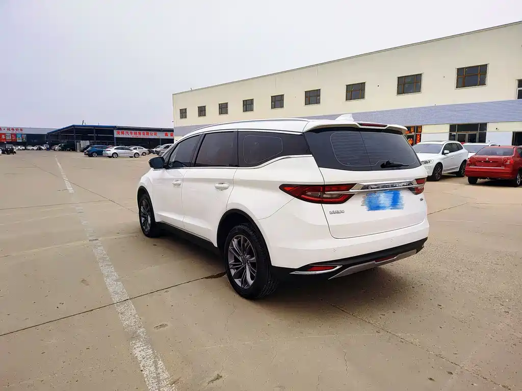 Geely Jia Ji — миниатюра 6