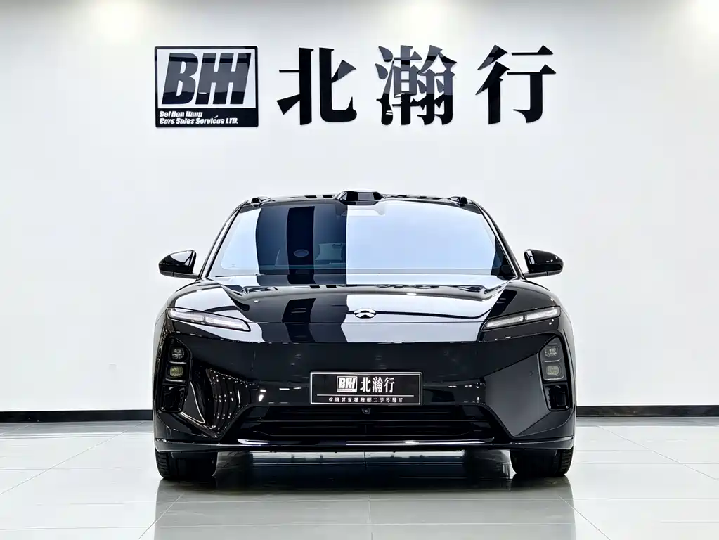 NIO ET5T — миниатюра 2
