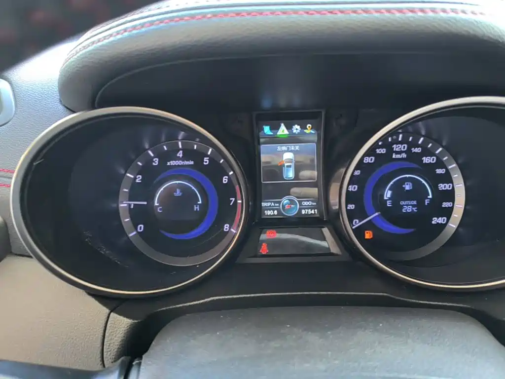 Changan CS75 — миниатюра 12