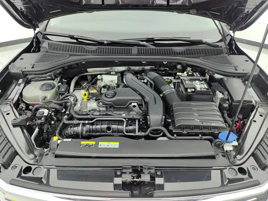 Volkswagen Sagitar — миниатюра 10