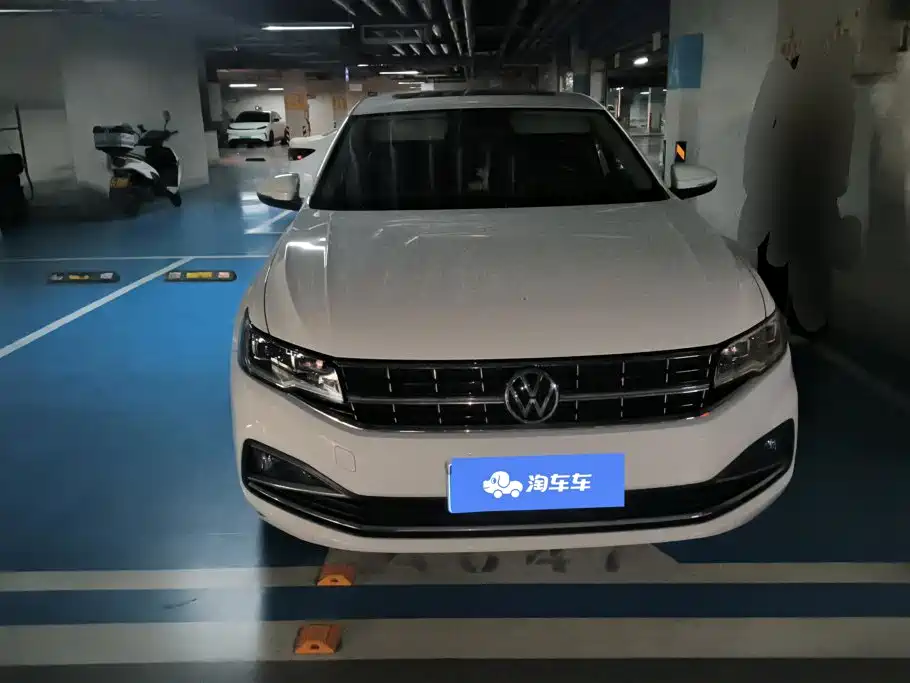 Volkswagen Bora — миниатюра 2