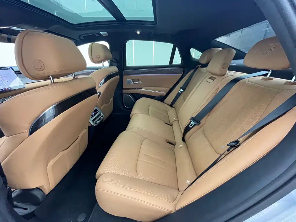 BYD Han L 2025 EV Flagship