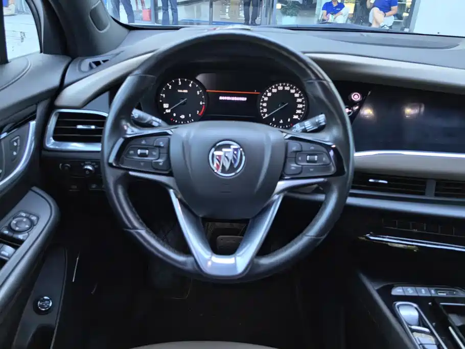 Buick Enclave — миниатюра 15