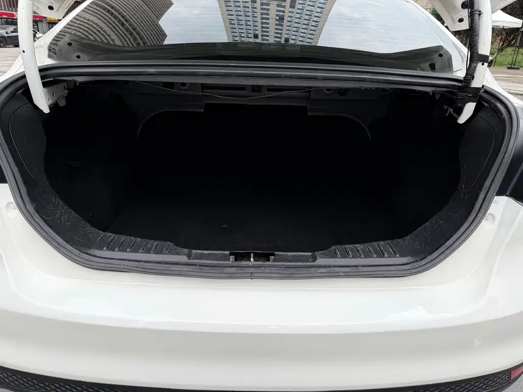 Ford Focus — миниатюра 12