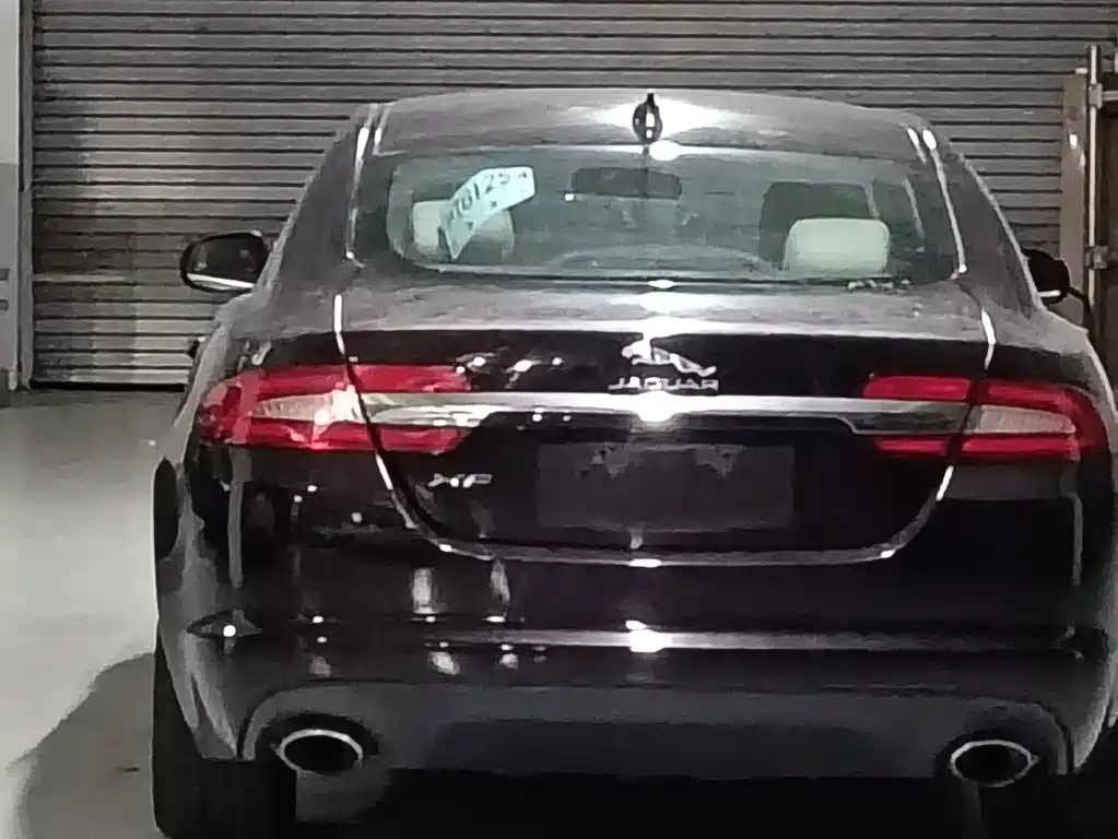 Jaguar XF — миниатюра 3