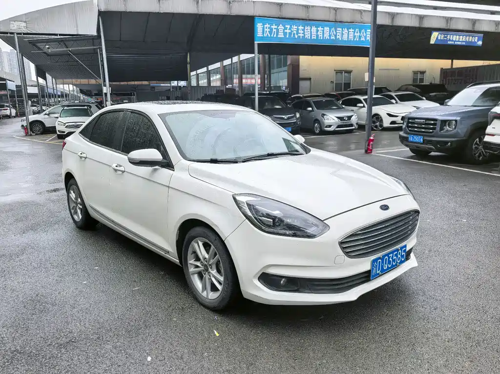 Ford Escort — миниатюра 3