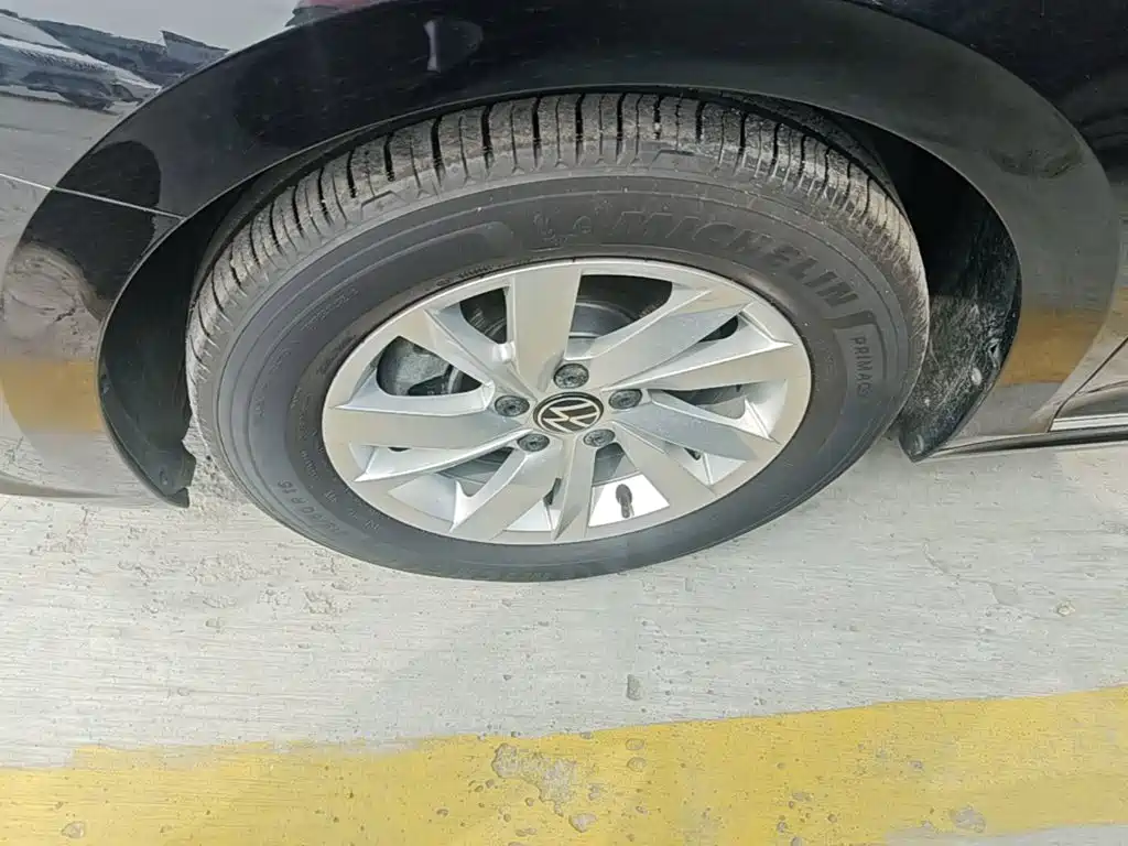 Volkswagen Passat — миниатюра 23
